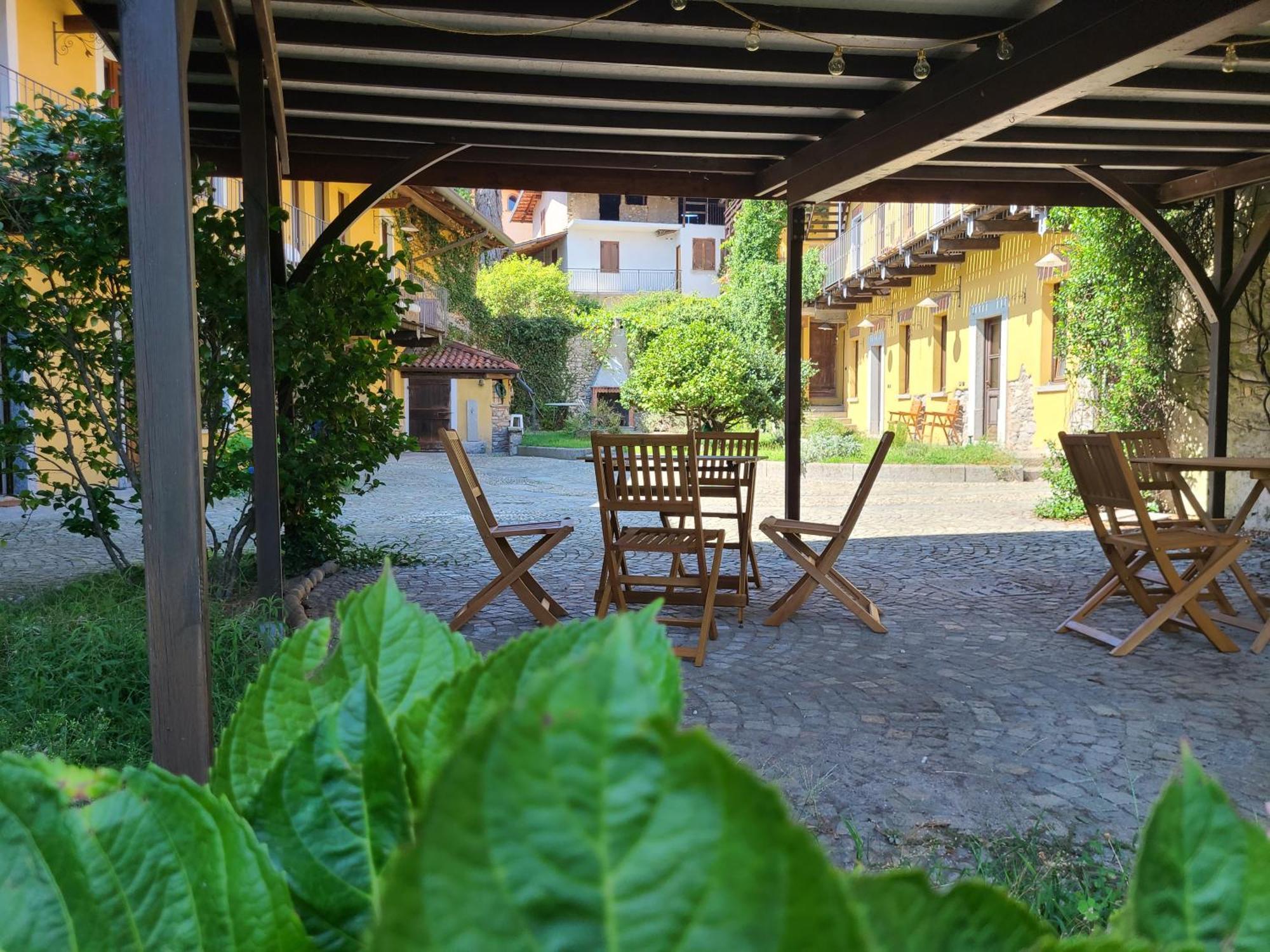 Robin'S Nest Otel Paruzzaro Dış mekan fotoğraf