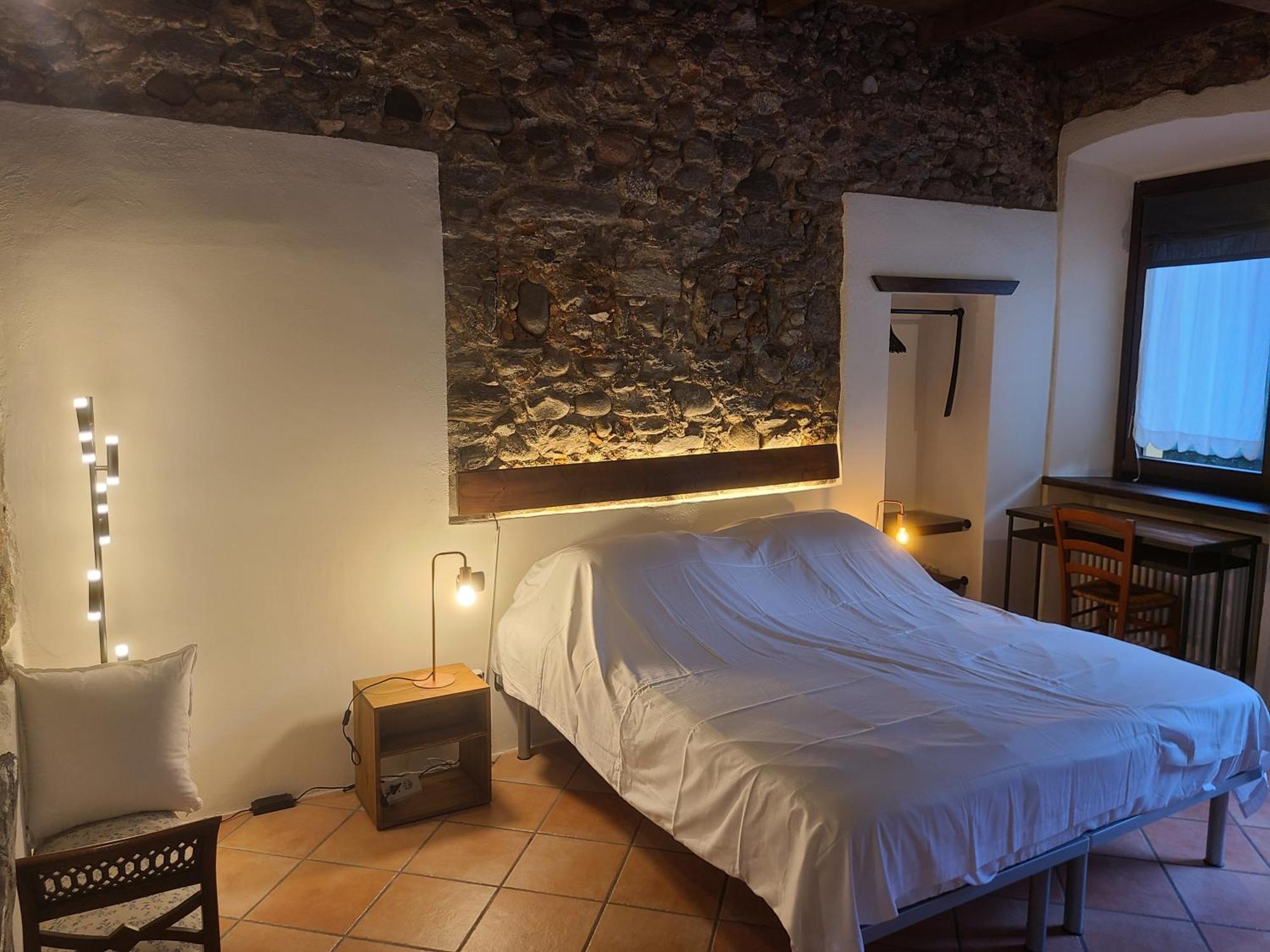 Robin'S Nest Otel Paruzzaro Oda fotoğraf